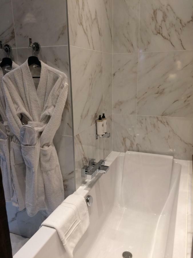 La Suite 48 Chalons-en-Champagne Exterior photo