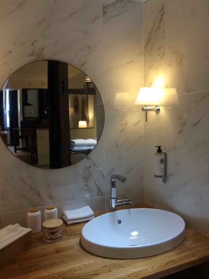 La Suite 48 Chalons-en-Champagne Exterior photo